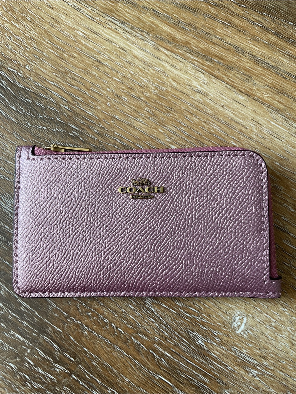 COACH ZIP SMALL METALLIC LEATHER CARD CASE IN PINK